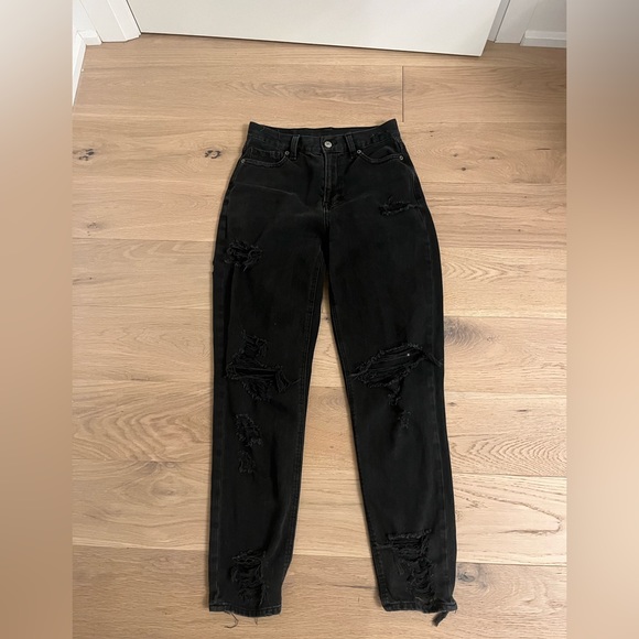 Black ripped American Eagle jeans - Picture 2 of 5